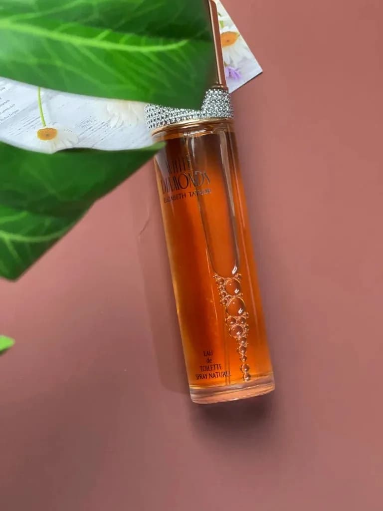 Friday fragrance find: Elizabeth Taylor White diamonds - Scents Avenue NG